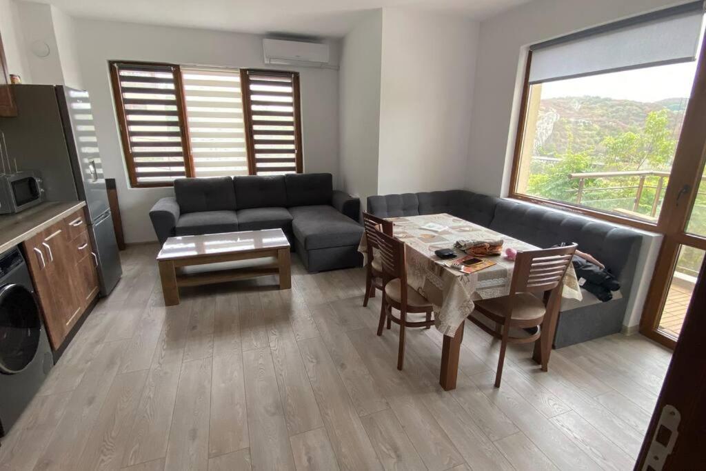 Apartment борисови *